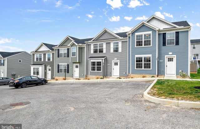 SIENNA BLVD photos photos