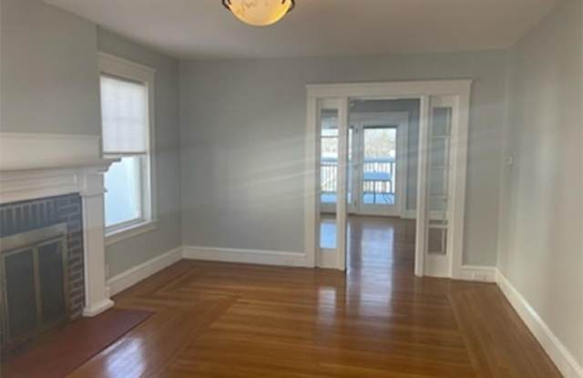 18 Blaisdell Avenue Gallery 4