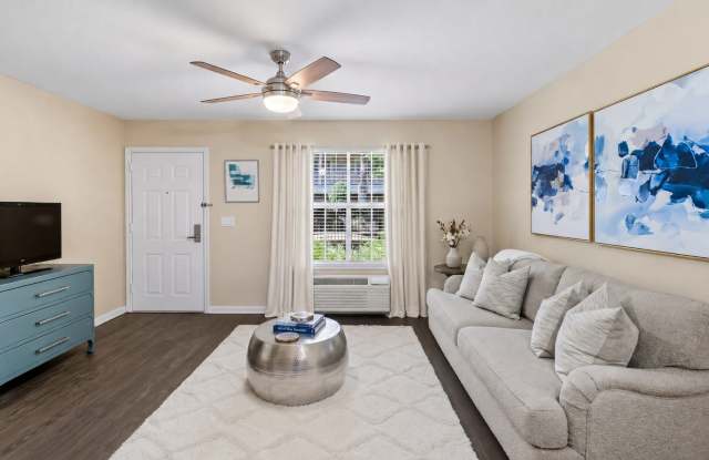 King's Reserve Willowbrook - Senior Housing Gallery 3