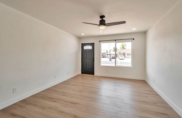 3 Bedroom 2 Bath with Pool! photos photos