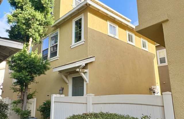 Tri-Level Condo within Walking Distance to The Collection! photos photos