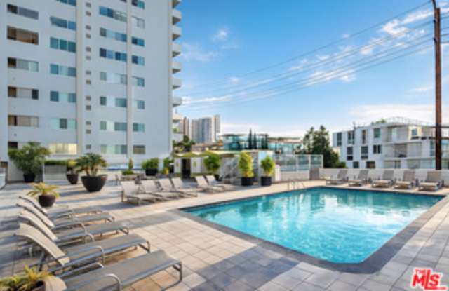 1155 North La Cienega Boulevard photos photos