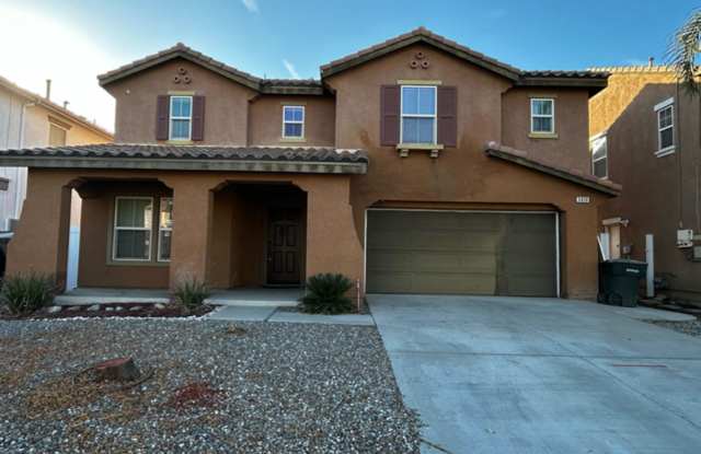 Holiday Special Offer! Enjoy Reduced Annualized Rent with 2 weeks free! Beautiful 2-Story 3 bedroom home - 3830 Akina Avenue, Perris, CA 92571