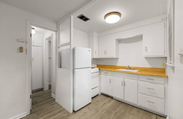 Studio apartment in downtown Boise! - 820 West Franklin Street, Boise, ID 83702