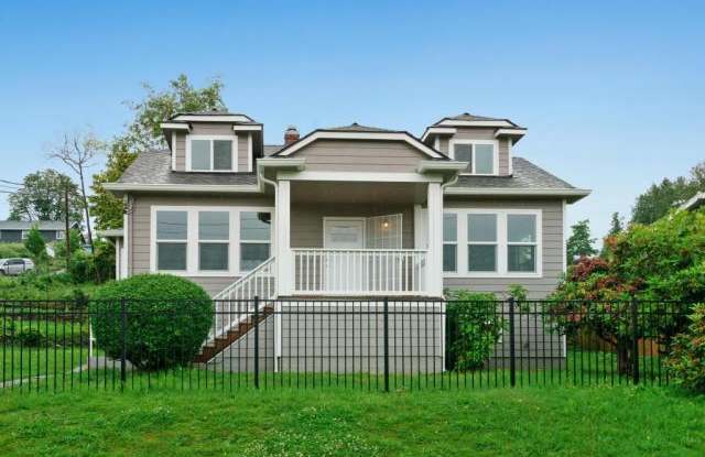 3725 S Cloverdale St - 3725 South Cloverdale Street, Seattle, WA 98118
