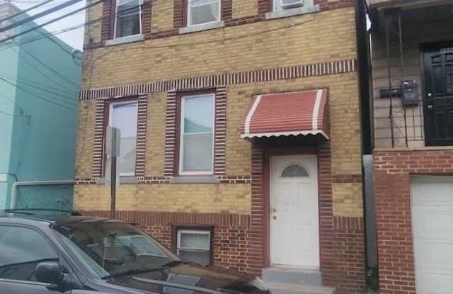 6807 SMITH AVE photos photos