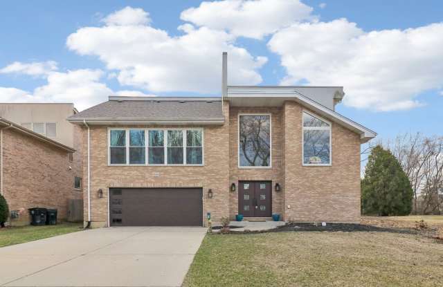 644 N Franklin Avenue photos photos