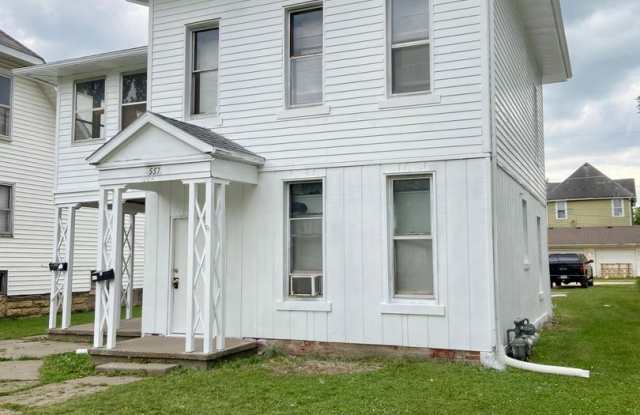 ET 557 6th Ave South FOR SALE Erika photos photos