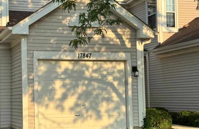 17847 West Salisbury Drive - 17847 West Salisbury Drive, Grandwood Park, IL 60031