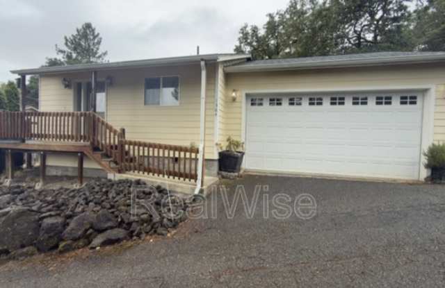 1384 NE Ridge Ave photos photos
