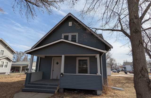 Beautiful Home on Corner Lot Gallery 1