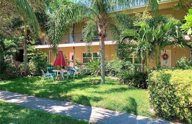 2135 BEACH DRIVE SE - 2135 Beach Drive Southeast, St. Petersburg, FL 33705