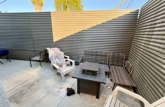 10 minute walk to SDSU! photos photos