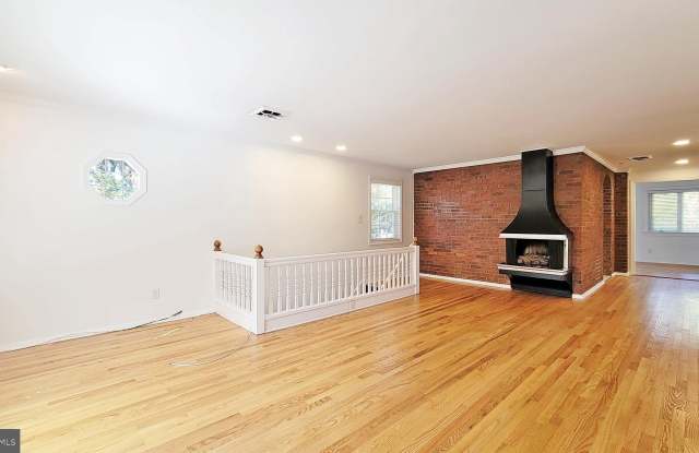 1319 23RD STREET S Gallery 4
