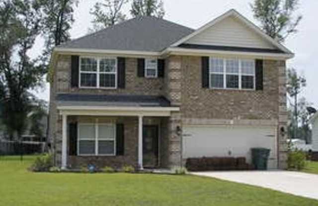 AVAILABLE LATE MARCH 2026! (No Pets) photos photos