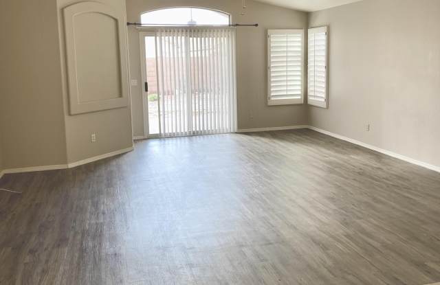 8701 E AVALON Drive Gallery 4