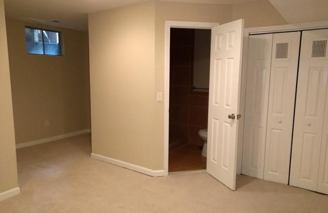 1459 Bluemont Court Gallery 4