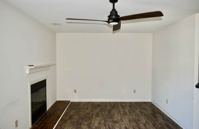 313 Bainbridge Drive Gallery 4