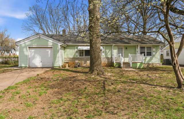 3 bedroom 1 bath 1 car garage- newly renovated! photos photos