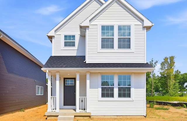 New Construction - Move in by September 30th and receive FREE rent for both September and October. Take advantage of this limited-time offer and enjoy significant savings at move-in with a reduced security deposit of just $1,000! Gallery 3