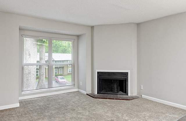 The Forest at Chasewood Apartment Homes Gallery 3