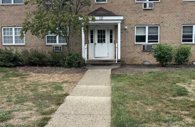12 Manchester Court - 12 Manchester Court, West Freehold, NJ 07728