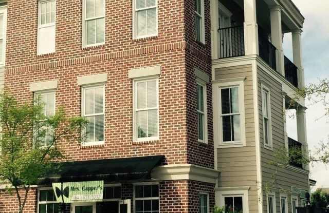 720 S Shelmore Boulevard Gallery 1