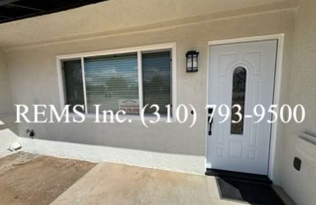 Remodeled Hersperia Front House with Laundry and Parking photos photos