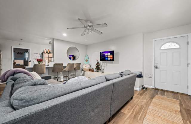 6241 Mary Lane Drive Gallery 3