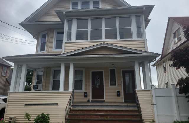 201 Bronx Avenue photos photos
