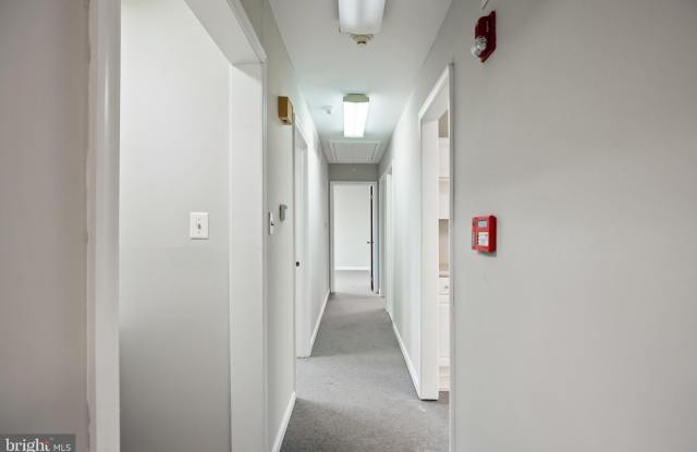 200 S ROUTE 73 Gallery 3