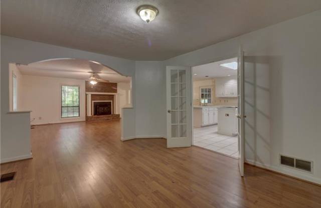 1766 Suwanee Valley Road Gallery 3