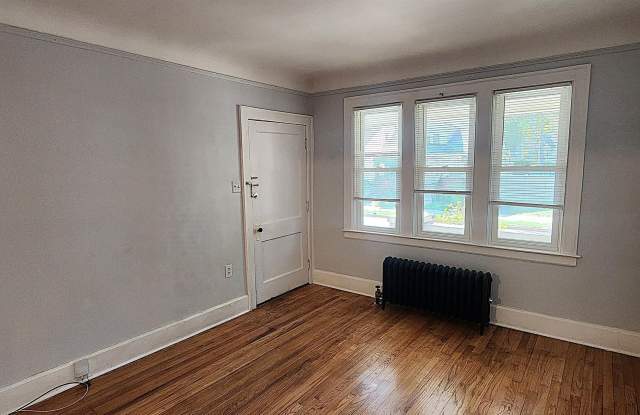 914 Beaconsfield Avenue Gallery 3