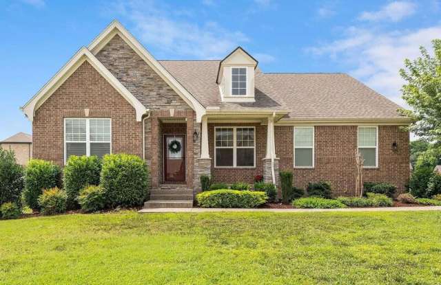 6003 Trotwood Ln - 6003 Trotwood Lane, Spring Hill, TN 37174