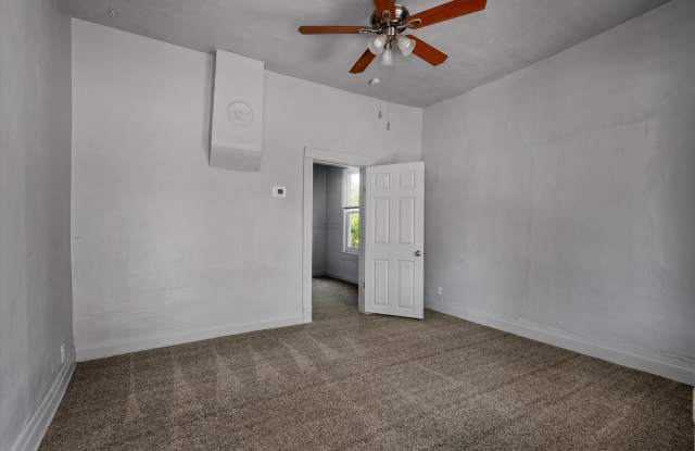 1941 Eccles Avenue Gallery 4