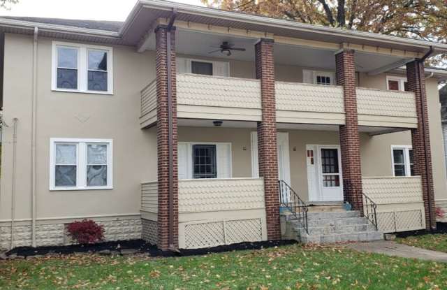 135 E. Broadway - 135 East Broadway Avenue, Girard, OH 44420