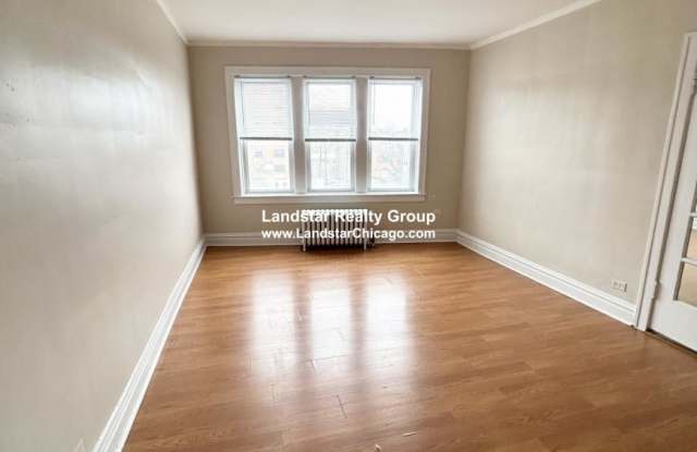 1333 West Birchwood Gallery 2