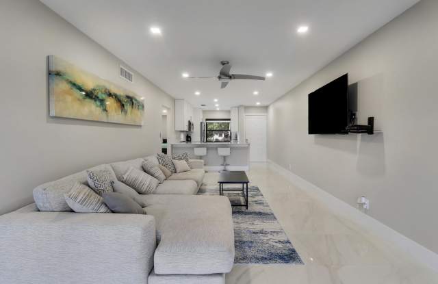 12911 Briarlake Drive unit: 202 photos photos