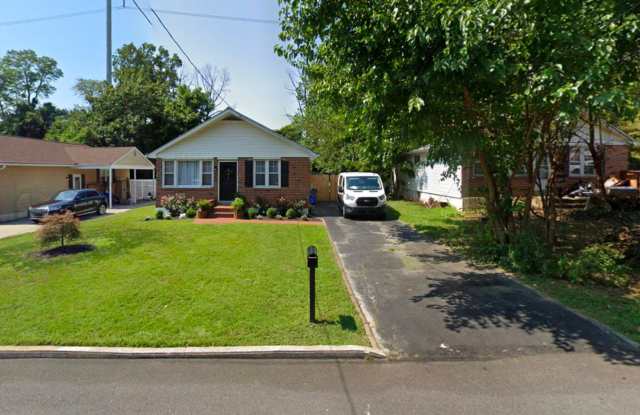 Renovated 3 Bed Single Family Ranch Home on Quite Cul De Sac photos photos