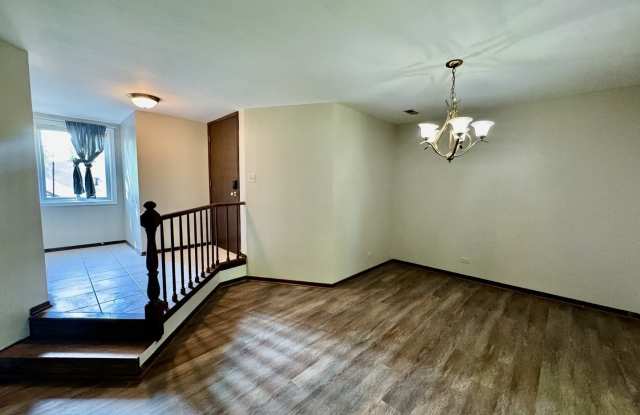 1737 Harrow Court Gallery 2