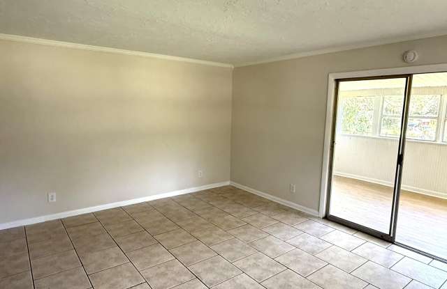 4705 HERTA Road Gallery 2