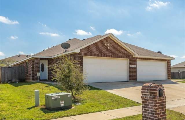 452 Canvas Court Gallery 2
