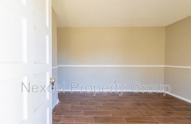 6560 Greenbriar Dr., Gallery 3