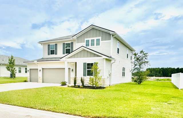Almost new - Large 4 bedroom 3 bath home Gallery 4