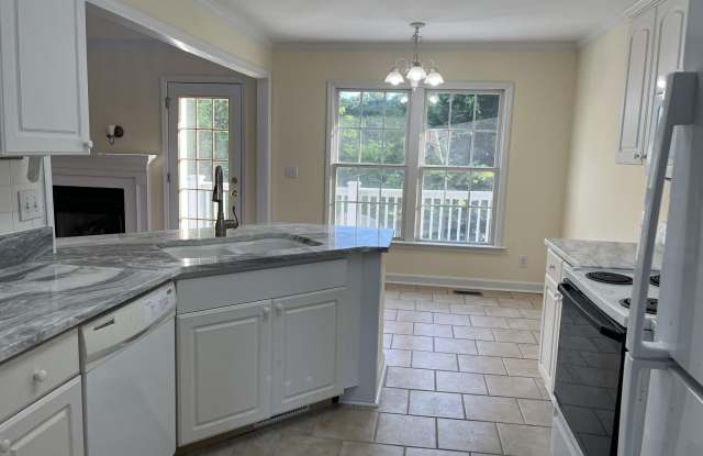 6 Willow Tree Ct Gallery 4