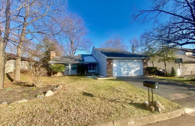 120 South Fox Rd - 120 South Fox Road, Sugarland Run, VA 20164