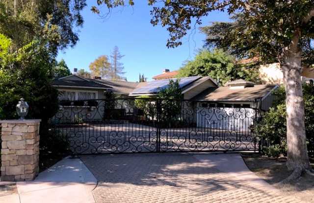 Encino 3+3 w/gated entry, pool + solar panels! photos photos
