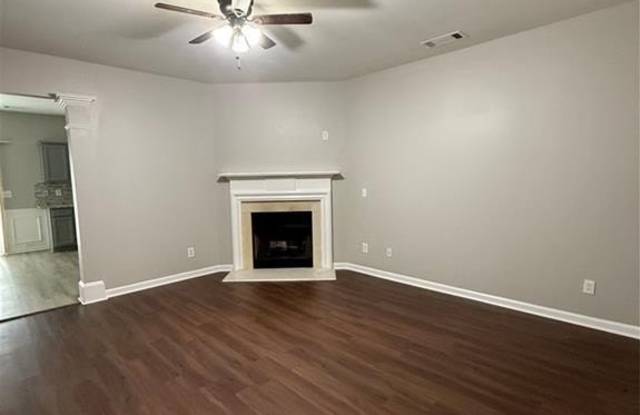 2179 Executive Drive Gallery 2
