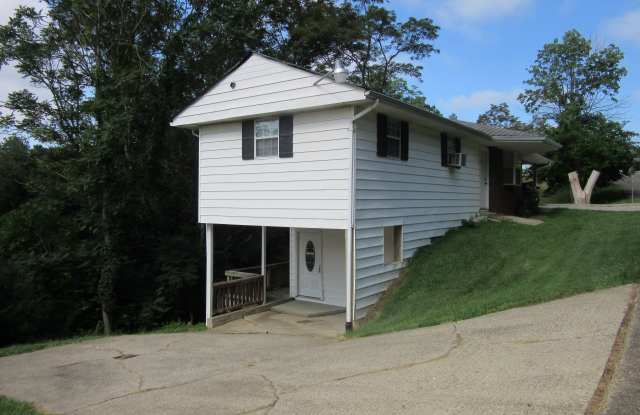 4 Circle Dr photos photos