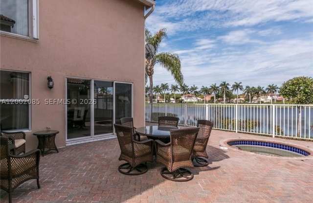 1590 Seagrape Way photos photos
